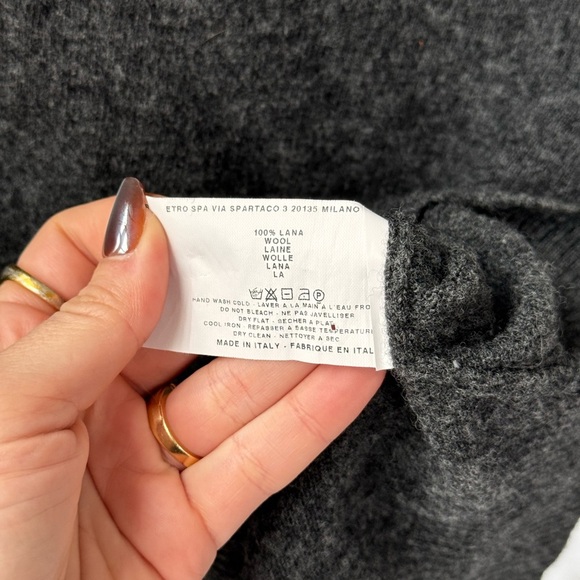 ETRO Men’s grey Wool Sweater Size Large $$$$ - Picture 6 of 6